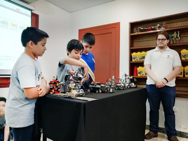 Invitan a cursos de robótica durante el mes de enero | .::Agencia IP::.