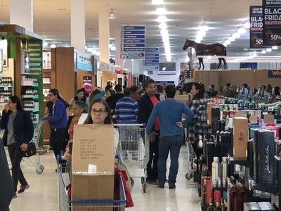 Comerciantes Amambáigua oha’ãrõ peteî ary porã ñekuave’ême - ABC Remiandu - ABC Color
