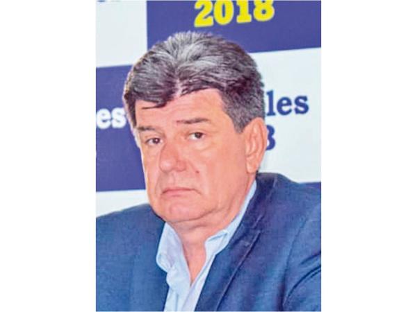 Efraín dice que comisiones del Gobierno son para “venderse”