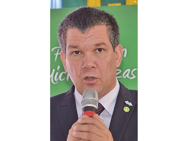 Sorpresa en Incoop: De la terna, el Ejecutivo elige a Pedro Loblein