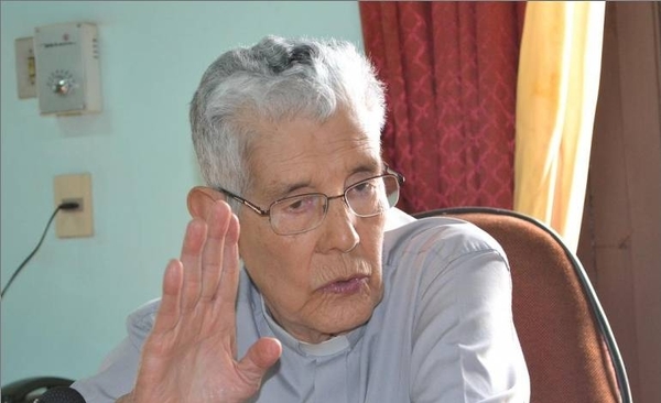 HOY / Velarán hoy los restos de monseñor Zacarías Ortiz