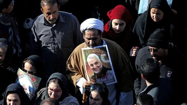Al menos 35 muertos tras una estampida durante el funeral de Soleimani en Irán - .::RADIO NACIONAL::.