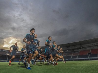 Cerro Porteño necesita tres refuerzos