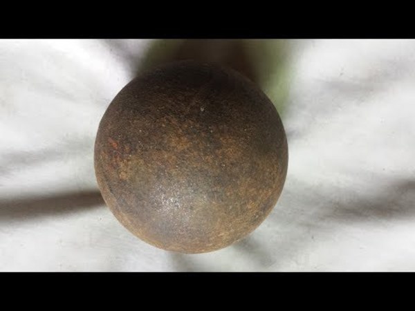 Buscaban oro en bala de cañón, la misma detonó y dejó en terapia a 2 personas