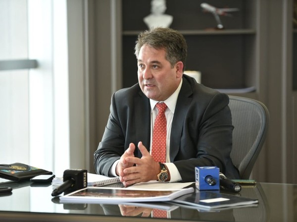Titular de DINAC denuncia 'avivada' de empresas de embalaje