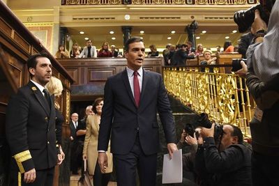Congreso elige a Sánchez para liderar un gobierno de izquierda en España