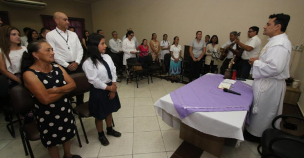 Liz, la primera trasplantada del corazón cumple 15 años