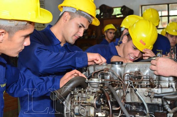 Fundación Cepprocal ofrece carreras técnicas