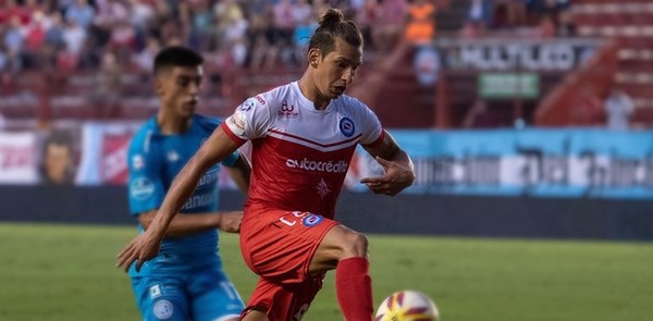 Enrique Borja, listo para arribar a Nacional