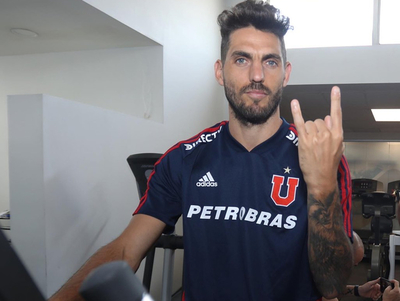 Joaquín Larrivey refuerza a la Universidad de Chile