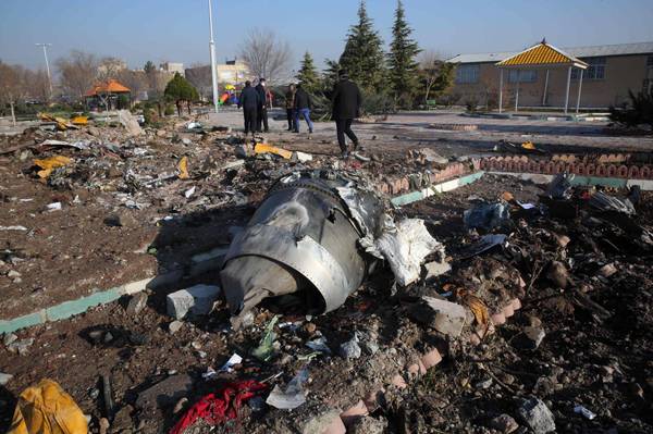 Se estrella un avión de una compañía ucraniana en Irán y mueren todos sus ocupantes | .::Agencia IP::.