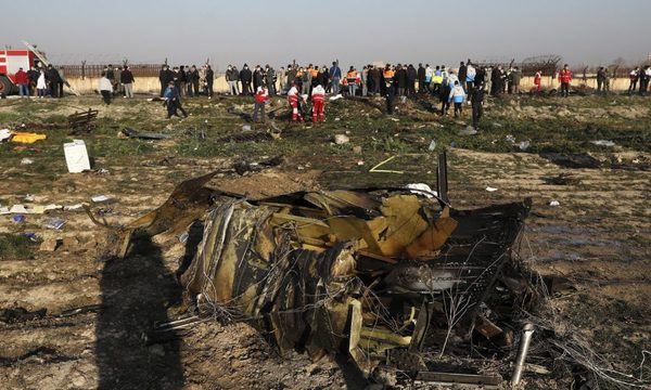 Avión de pasajeros ucraniano se estrelló cerca del aeropuerto de Teherán