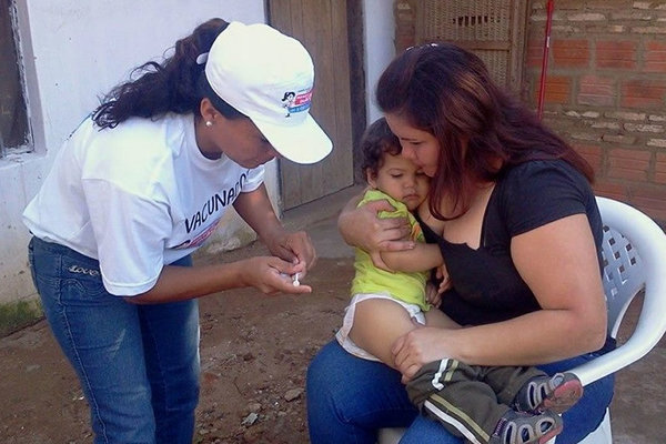 Salud Pública establece nuevo esquema de vacunación contra polio y varicela | .::Agencia IP::.