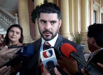 Las desvinculaciones seguirán a medida que los estudios avancen: 'esto recién empieza', afirma intendente