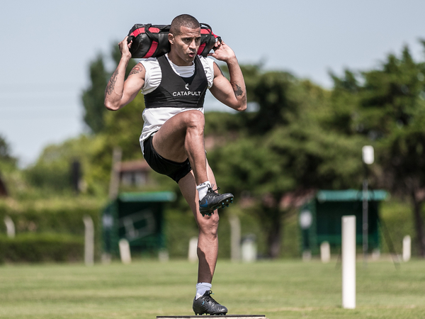 Macnelly Torres se unió a la pretemporada de Libertad