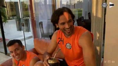 El mensaje que dejaron futbolistas de Olimpia en plena ronda de tereré