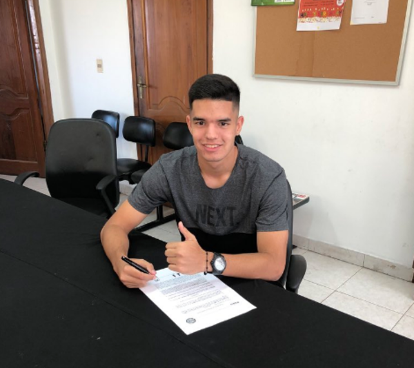 HOY / La emotiva historia del nuevo delantero de Olimpia