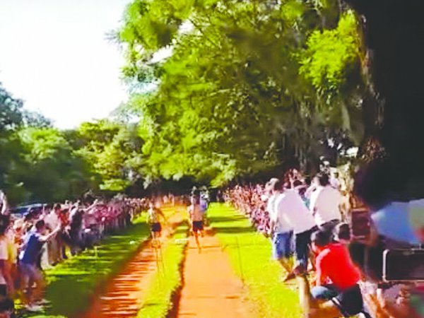 Carrera yvýrupi por G. 100 millones