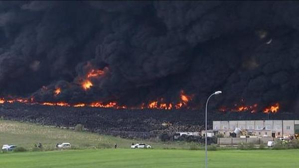 Militares urgen a los habitantes a evacuar sus casas ante nuevos virulentos incendios en Australia | .::Agencia IP::.