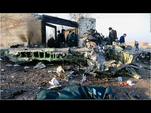 Un ataque de misiles, entre las posibles causas del accidente aéreo del Boeing ucraniano en Irán