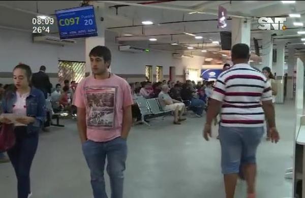 Gran cantidad de personas realizan trámites en el Depto de Identificaciones - SNT