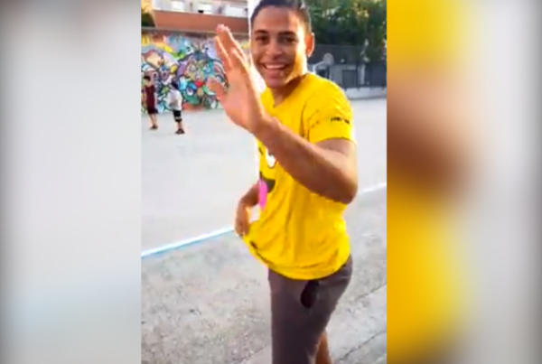 Invitaron tereré a un extranjero y cómo lo hizo generó risas en la red