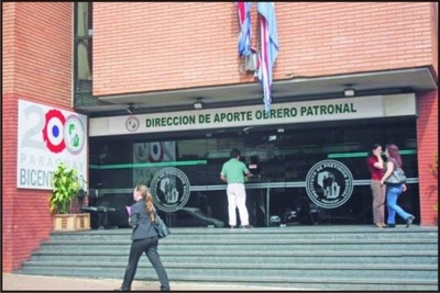 IPS deja sin seguro médico a más de 22.000 personas por tener RUC