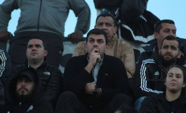 HOY / Denuncian al presidente de Olimpia por arreglo de partidos y FIFA se interesa en el caso