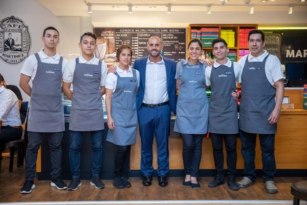 Café Martínez ve al país como ventana al mundo