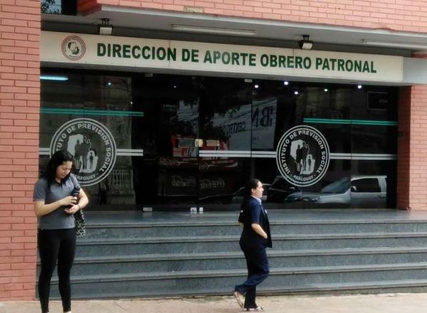 Ante críticas, IPS recula y garantiza atención a asegurados con RUC - Nacionales - ABC Color