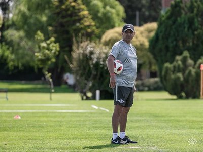 Ramón Díaz y el reto con Libertad de cortar la hegemonía de Olimpia