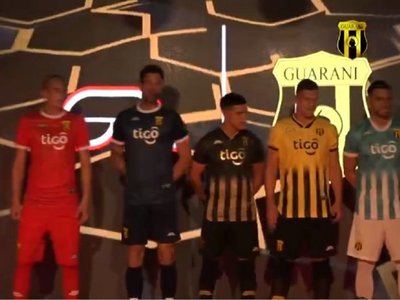 Guaraní presenta su nueva camiseta
