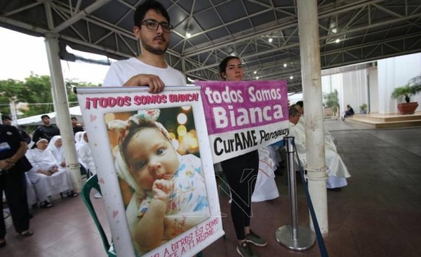 HOY / La pequeña Bianca podrá ir a pelear en casa contra rara dolencia, gracias a donación
