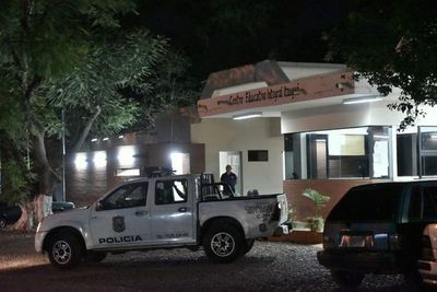 Llamativa fuga del Centro Educativo Itauguá  - Nacionales - ABC Color