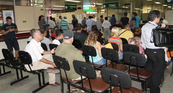 Conductores aprovechan enero para validar sus licencias - Locales - ABC Color