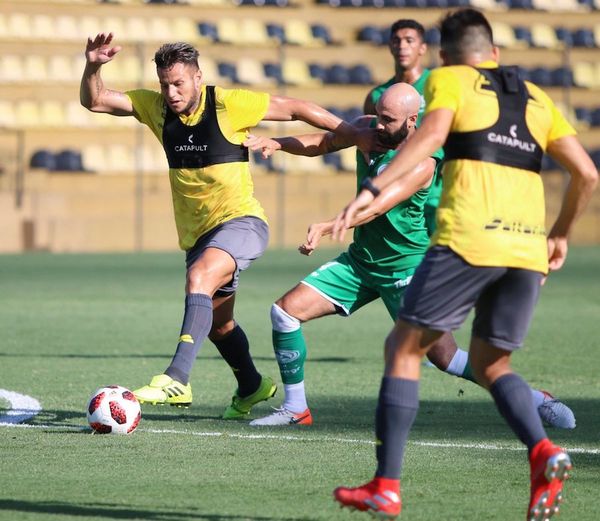 Gustavo Costas pone a punto el equipo base