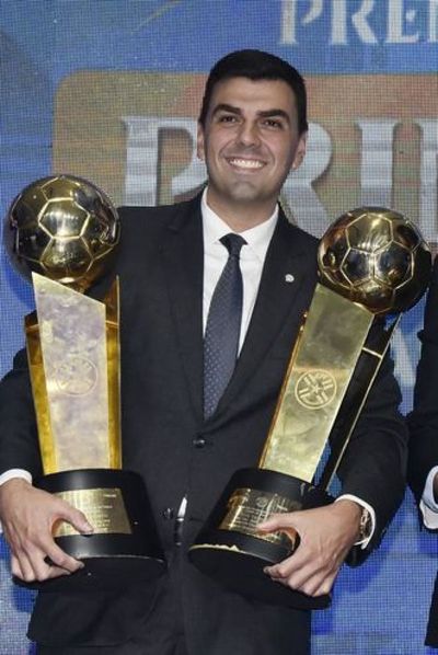 Denuncian a Trovato ante la FIFA