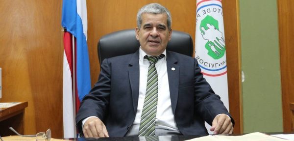 Excluidos por error de medicina de IPS que viven en el interior deberán ir a capital para "batallar" - ADN Paraguayo