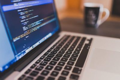 Dictarán cursos de educación tecnológica