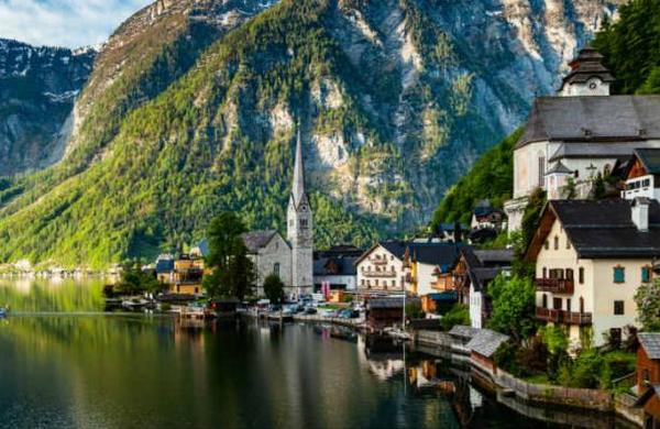 Hallstatt, el pequeño pueblo que está repleto de turistas por culpa de la película Frozen - SNT