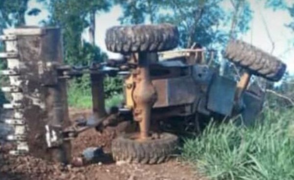 Joven muere aplastado por un tractor