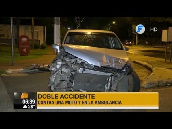 Chocó con su moto, luego sufrió accidente la ambulancia que lo trasladaba