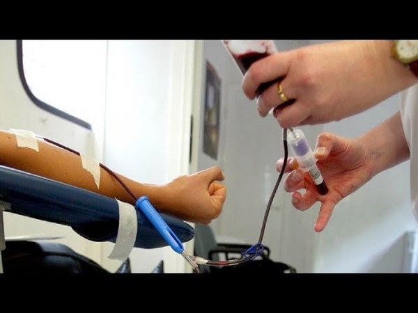 SOLO 3 A 8 PERSONAS POR MES DONAN SANGRE