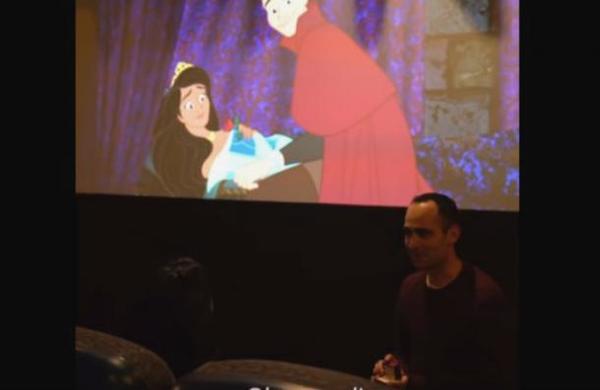 Enamorado editó el final de 'La bella durmiente' y le pidió matrimonio a su novia en pleno cine - SNT