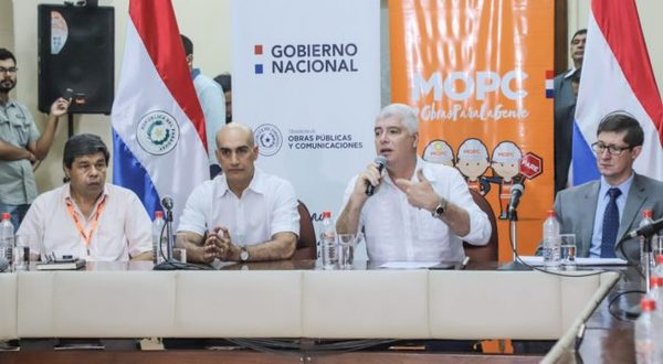 Gobierno y gremios articulan acciones para eliminar los criaderos de mosquitos » Ñanduti