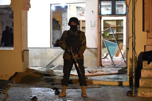 Al menos 10 muertos en atentado contra mezquita en Pakistán - Mundo - ABC Color