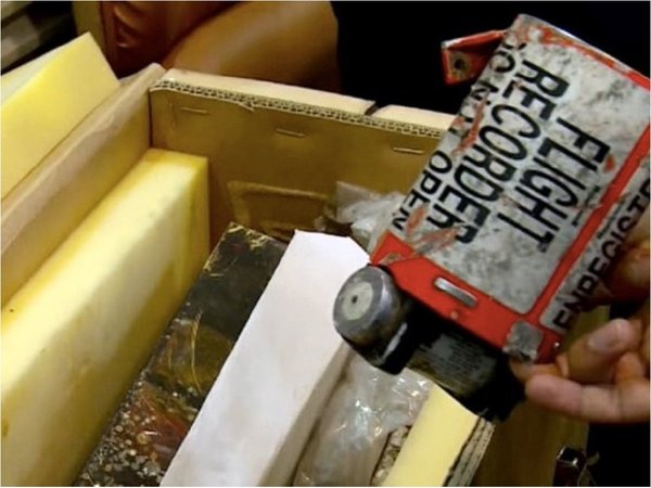 Ucrania accede a cajas negras, pero no ve indicios de un ataque al Boeing