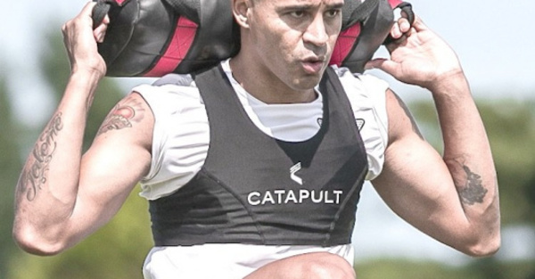 Hay mucha esperanza sobre Macnelly ndaje