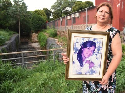 El dengue le arrebató su  hija y hoy insta a evitar más muertes
