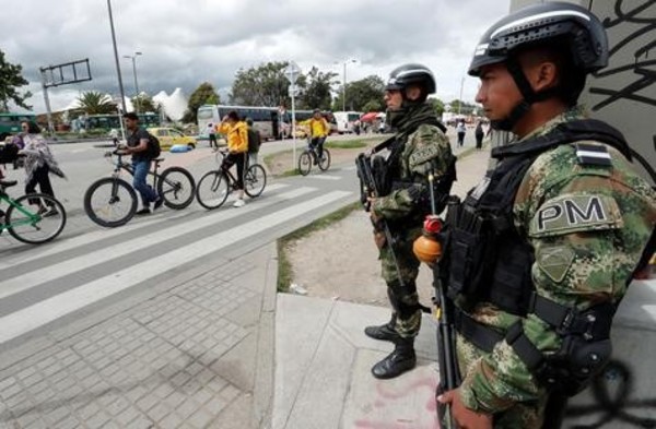 Colombia: Ataque con bomba a base militar deja una persona herida